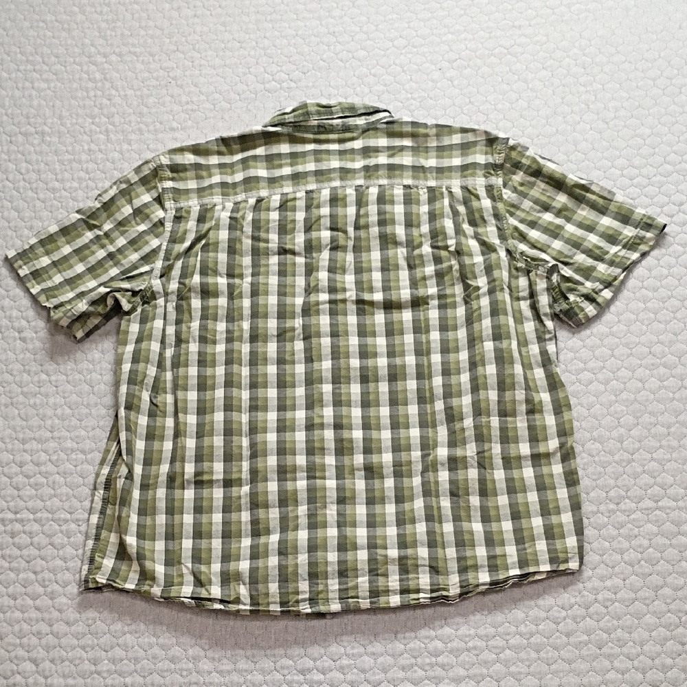 Carhartt Men's XL Green Plaid Button Down Shirt - Picture 7 of 7